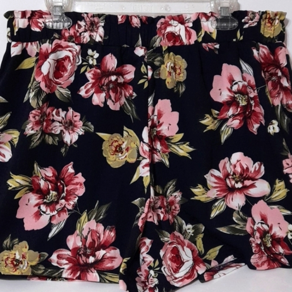 WOMENS FLORAL SHORTS 2XL - Picture 4 of 12
